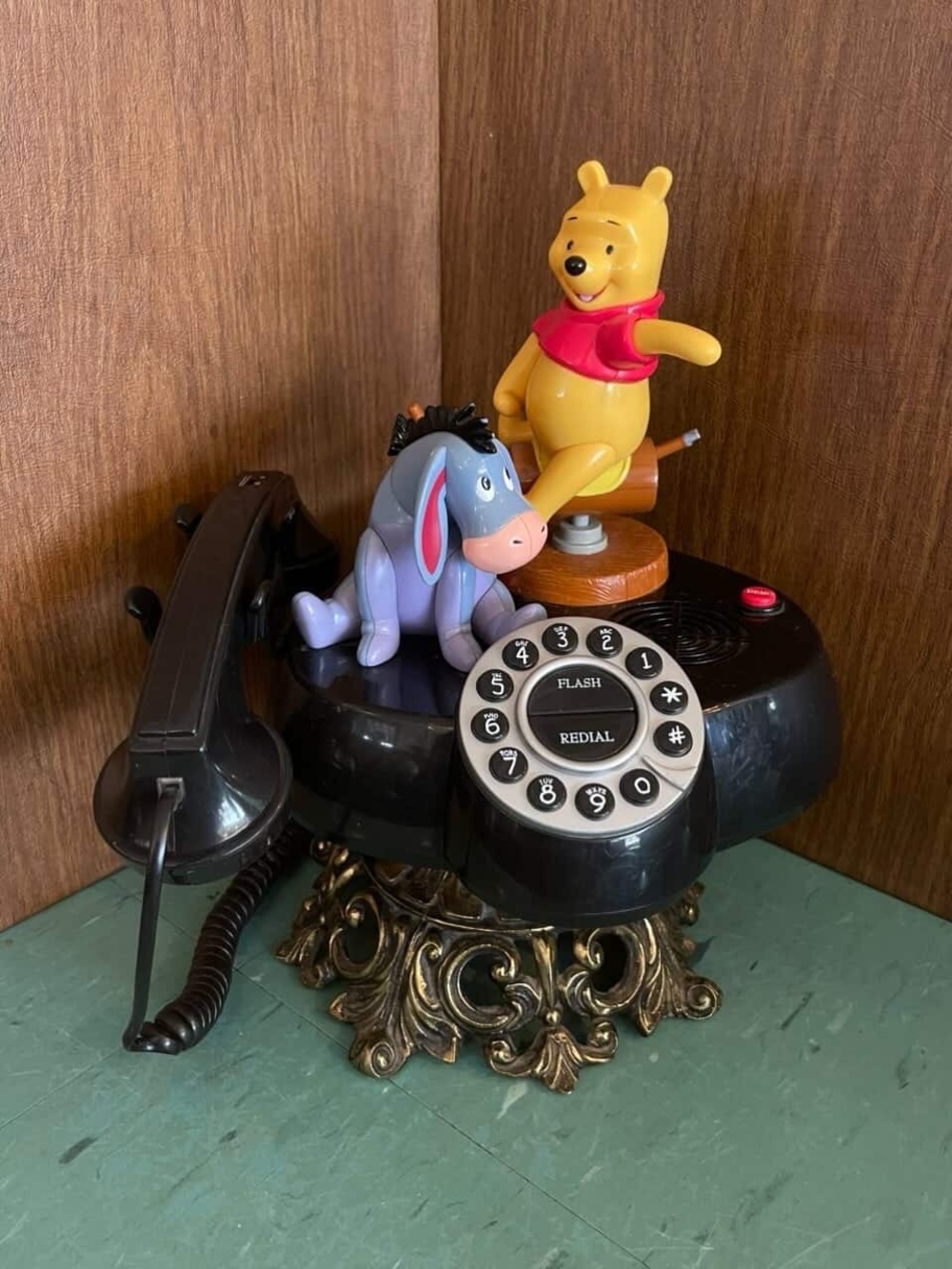 Vintage 1990’s Winnie the Pooh phone Disney novelty telephone